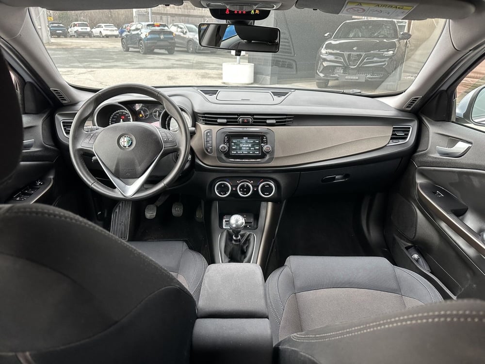 Alfa Romeo Giulietta usata a Torino (14)