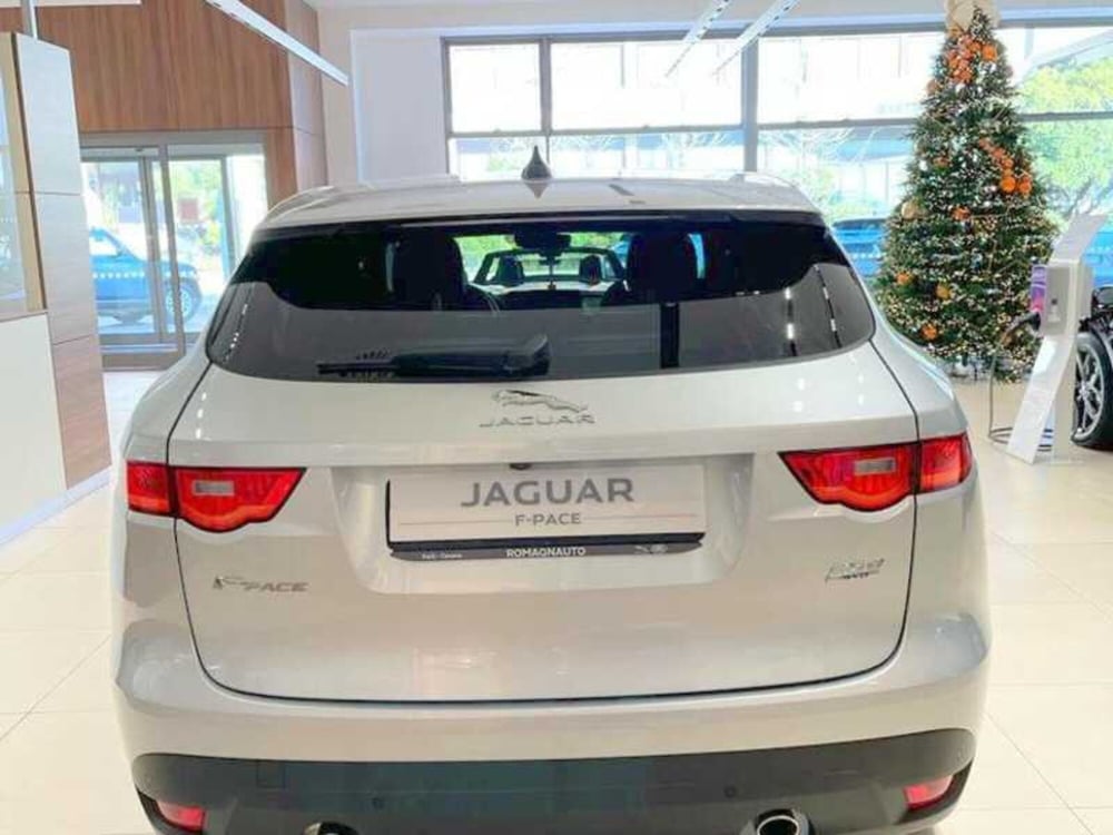 Jaguar F-Pace nuova a Forlì-Cesena (4)