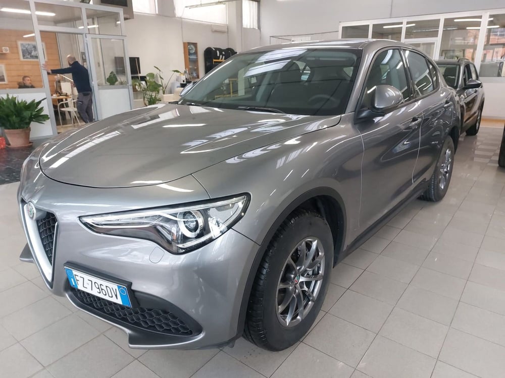 Alfa Romeo Stelvio usata a Firenze (4)