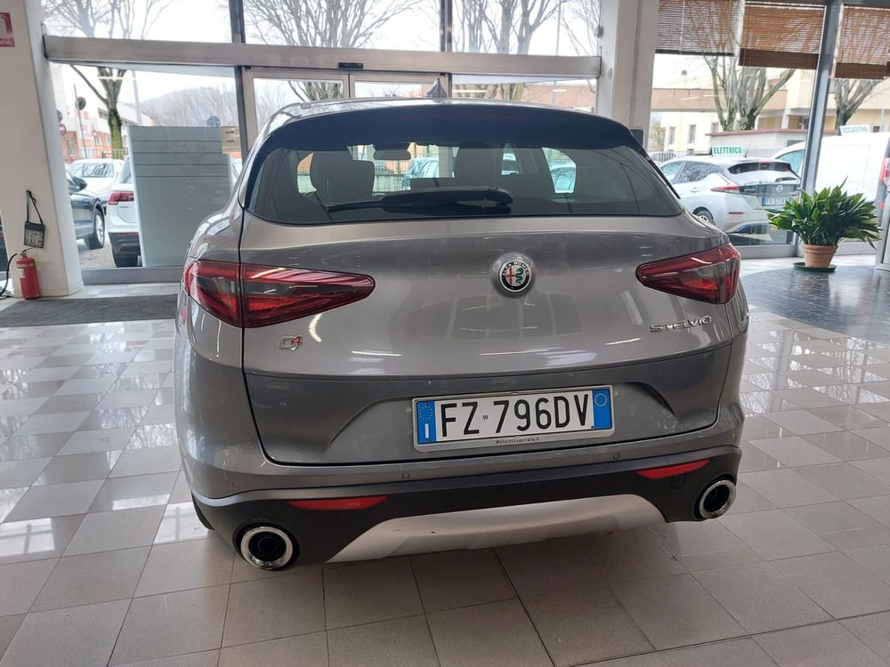 Alfa Romeo Stelvio usata a Firenze (6)