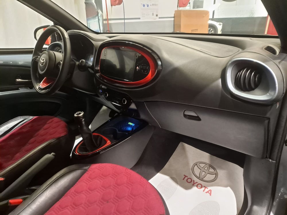 Toyota Aygo X usata a Roma (5)