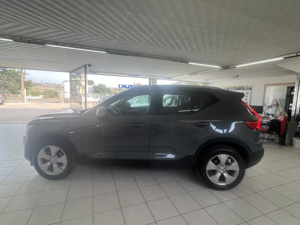 Volvo XC40 usata a Teramo (3)