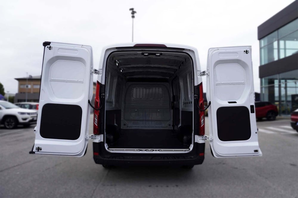 Ford Transit Custom Furgone nuova a Treviso (5)