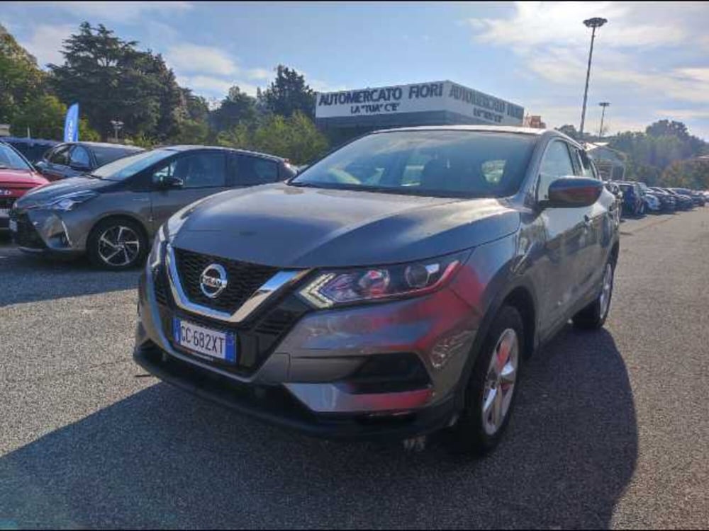 Nissan Qashqai usata a Roma