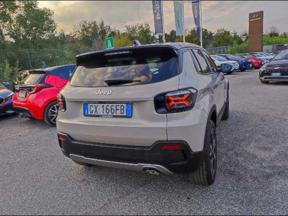 Jeep Avenger nuova a Roma (3)