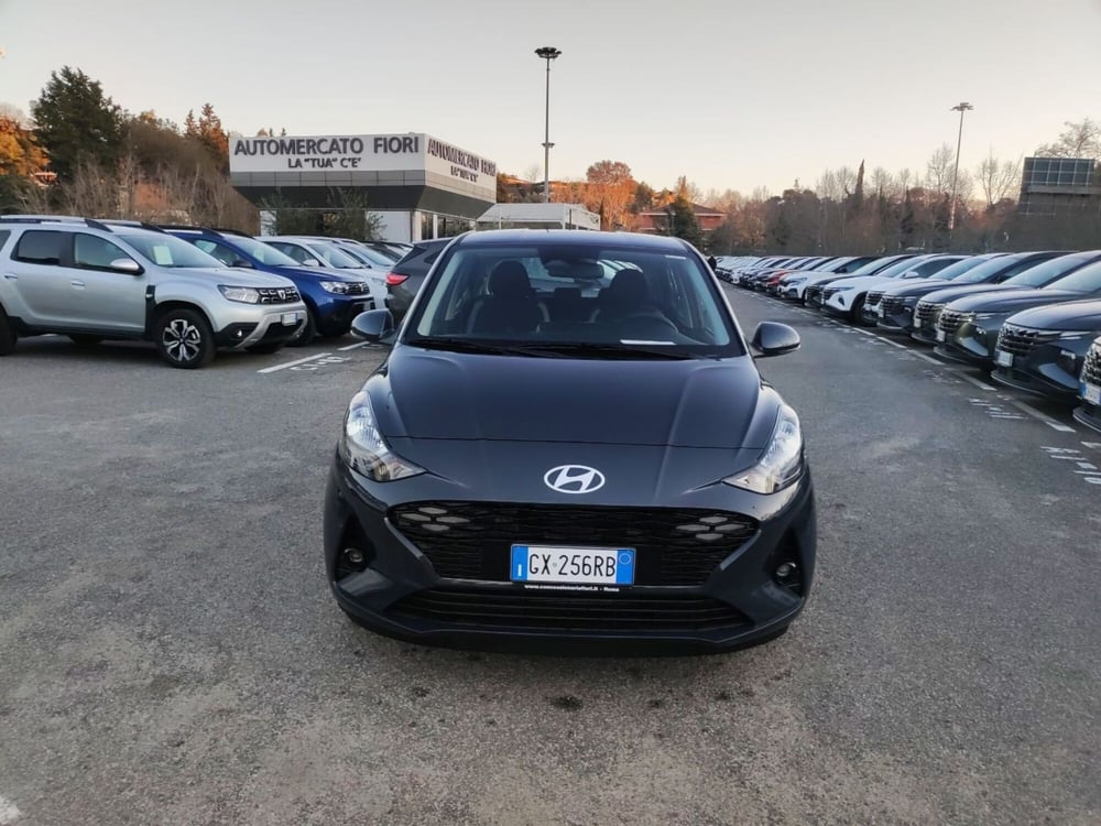 Hyundai i10 nuova a Roma (6)