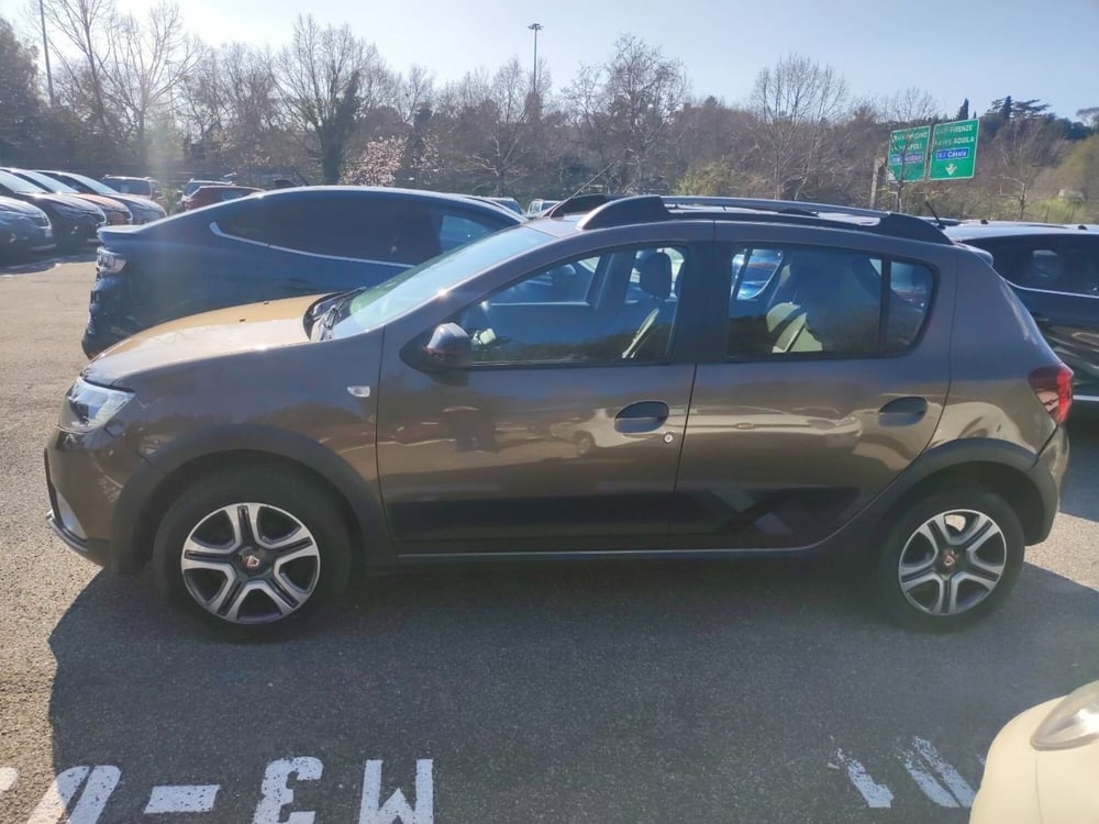 Dacia Sandero usata a Roma (6)