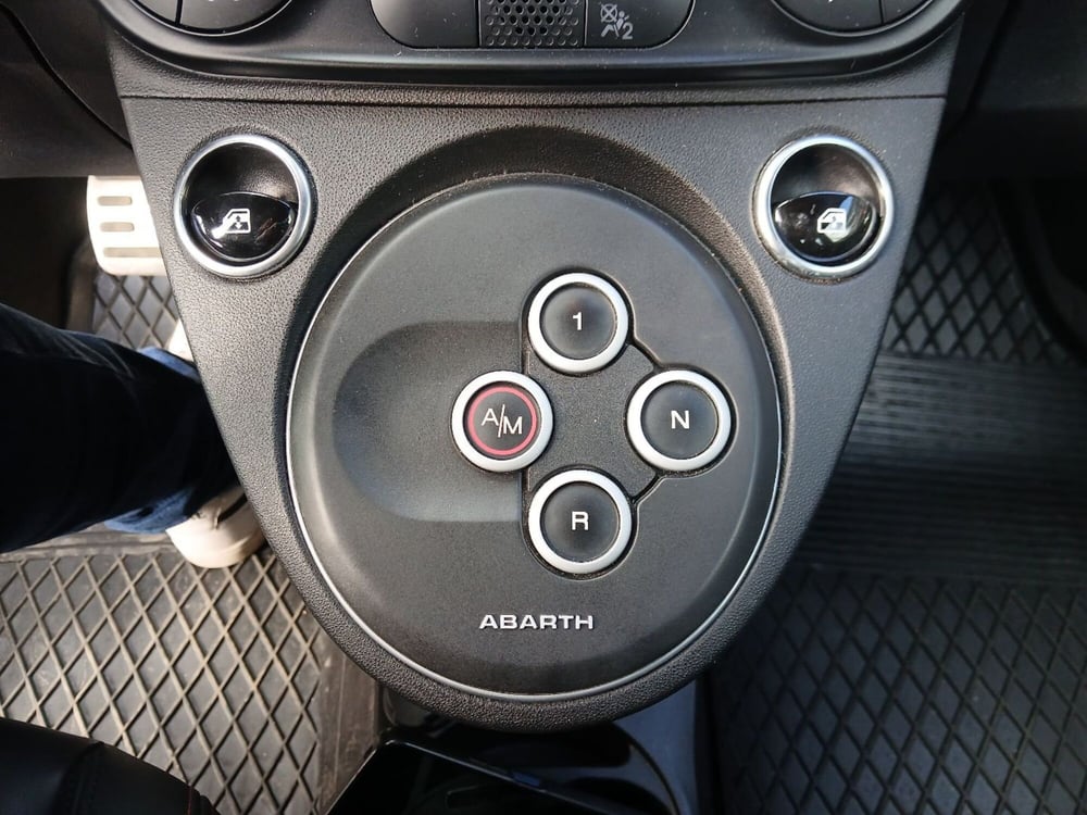 Abarth 695 usata a Latina (19)