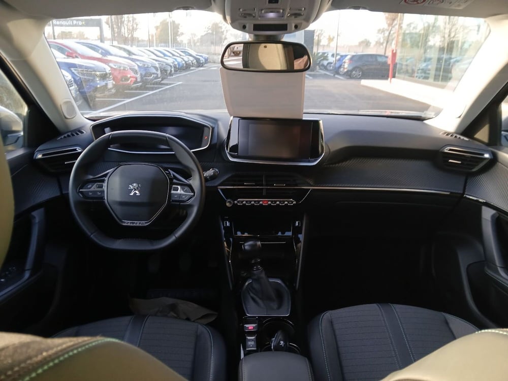 Peugeot 2008 usata a Latina (12)