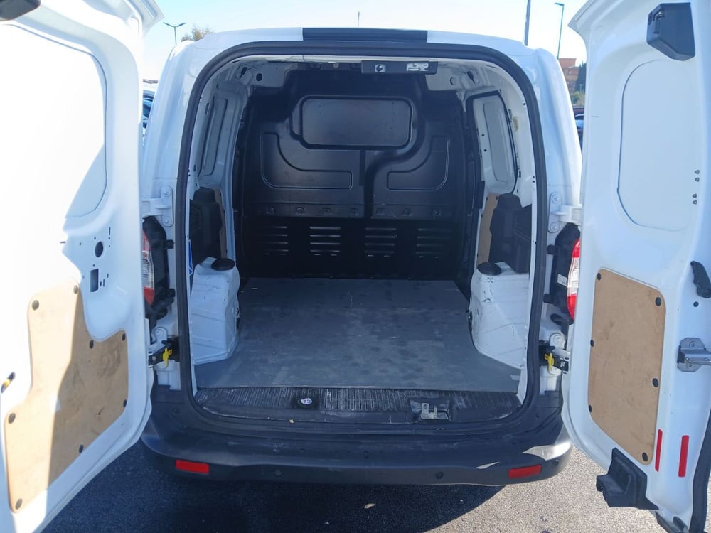 Ford Transit Courier usata a Latina (10)