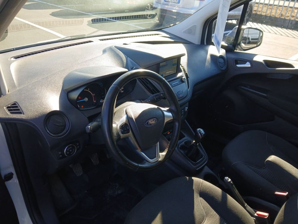 Ford Transit Courier usata a Latina (12)