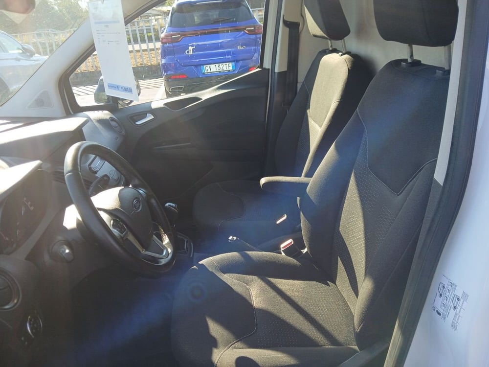 Ford Transit Courier usata a Latina (17)