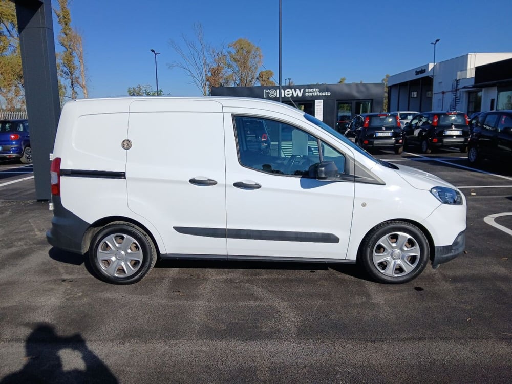 Ford Transit Courier usata a Latina (8)