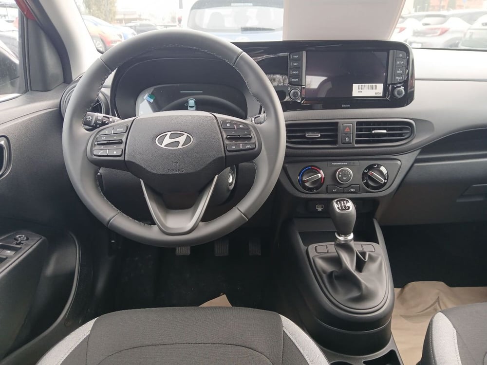 Hyundai i10 nuova a Latina (12)