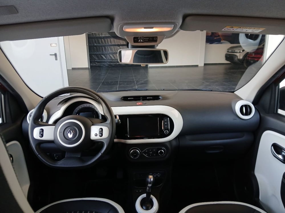 Renault Twingo usata a Latina (12)