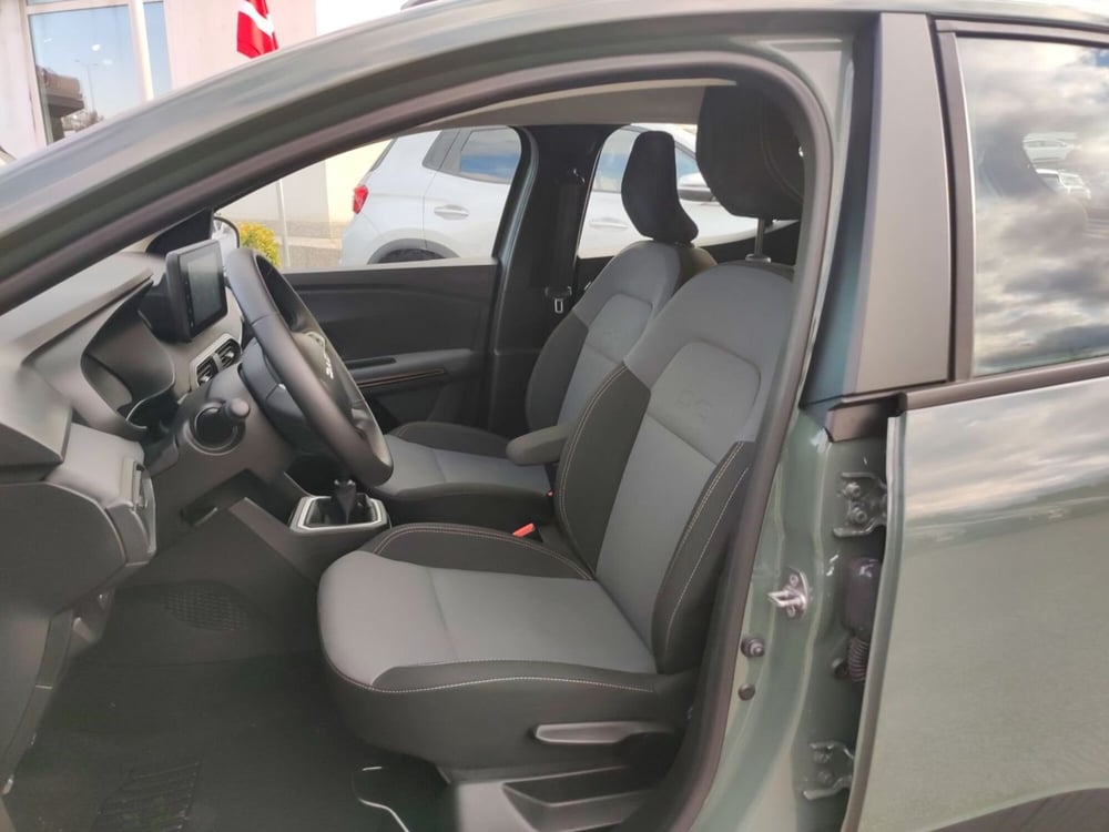 Dacia Sandero Stepway usata a Roma (14)