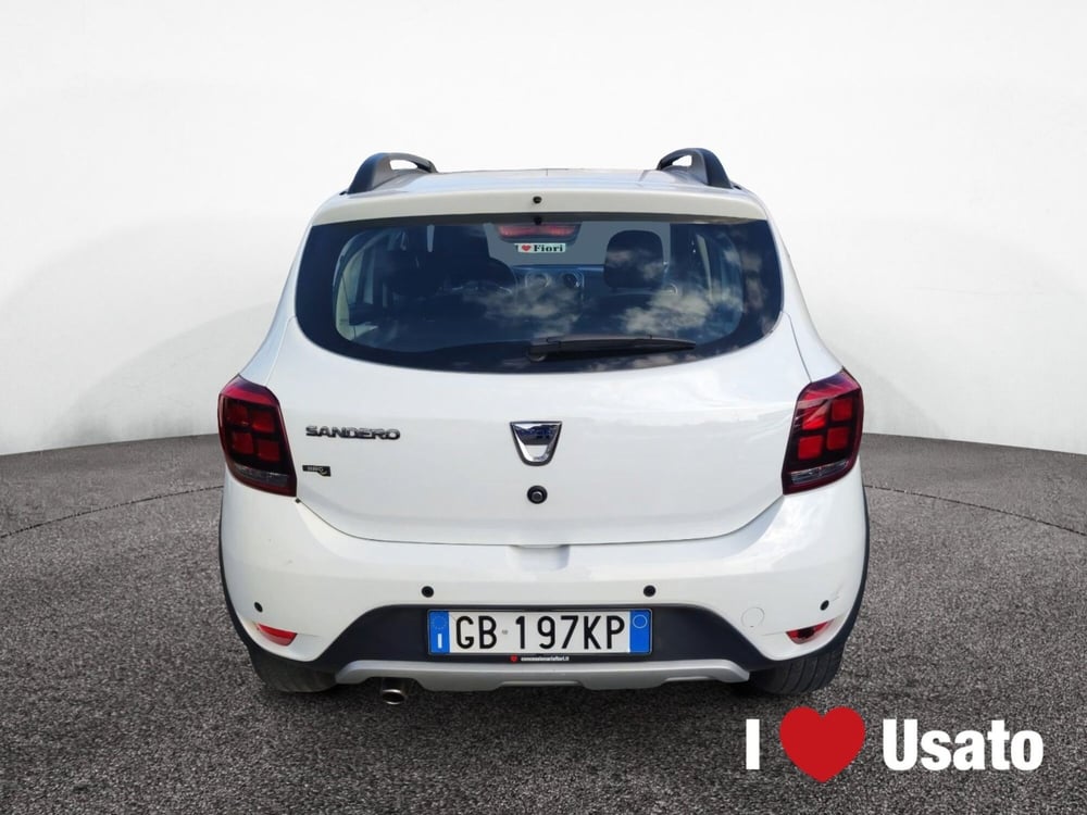 Dacia Sandero usata a Roma (5)