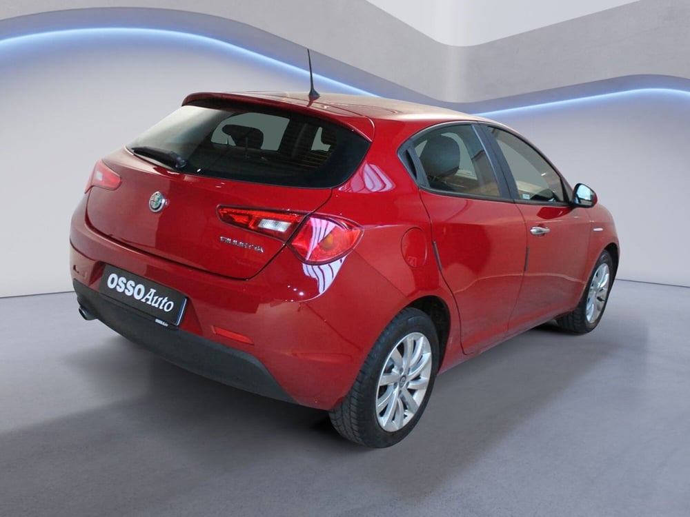Alfa Romeo Giulietta usata a Udine (3)
