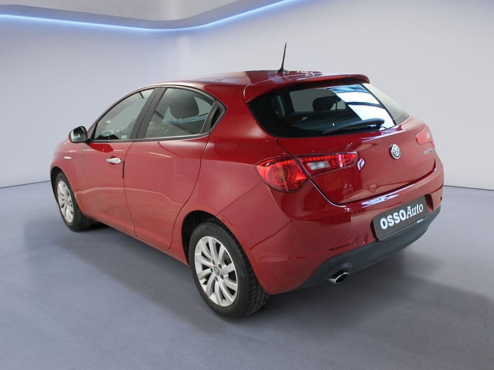 Alfa Romeo Giulietta usata a Udine (4)