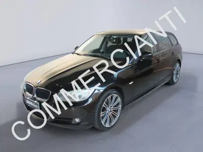 BMW Serie 3 Touring 320d cat  Eletta del 2009 usata a Udine