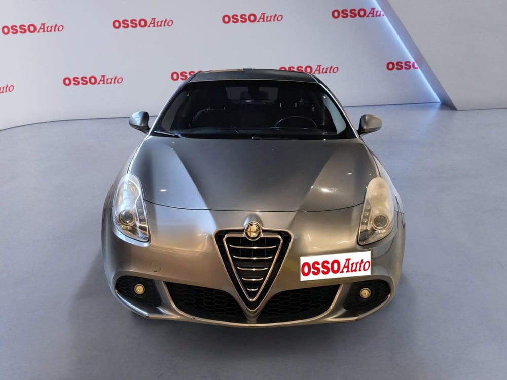 Alfa Romeo Giulietta usata a Udine (5)