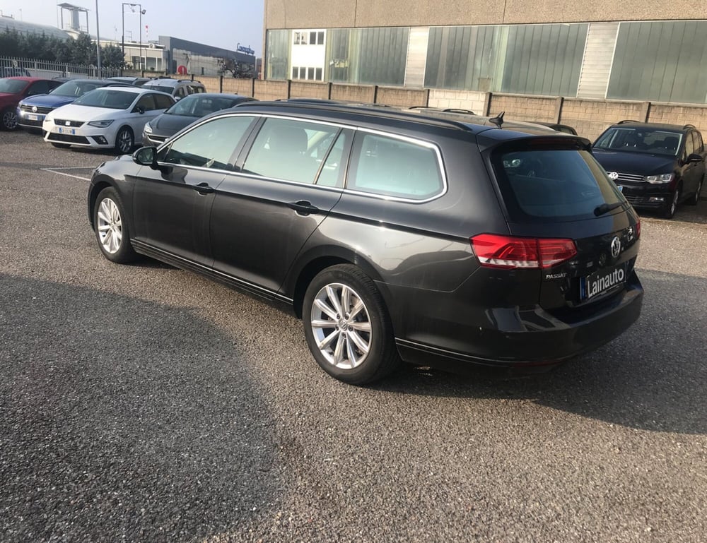 Volkswagen Passat Variant usata a Milano (7)