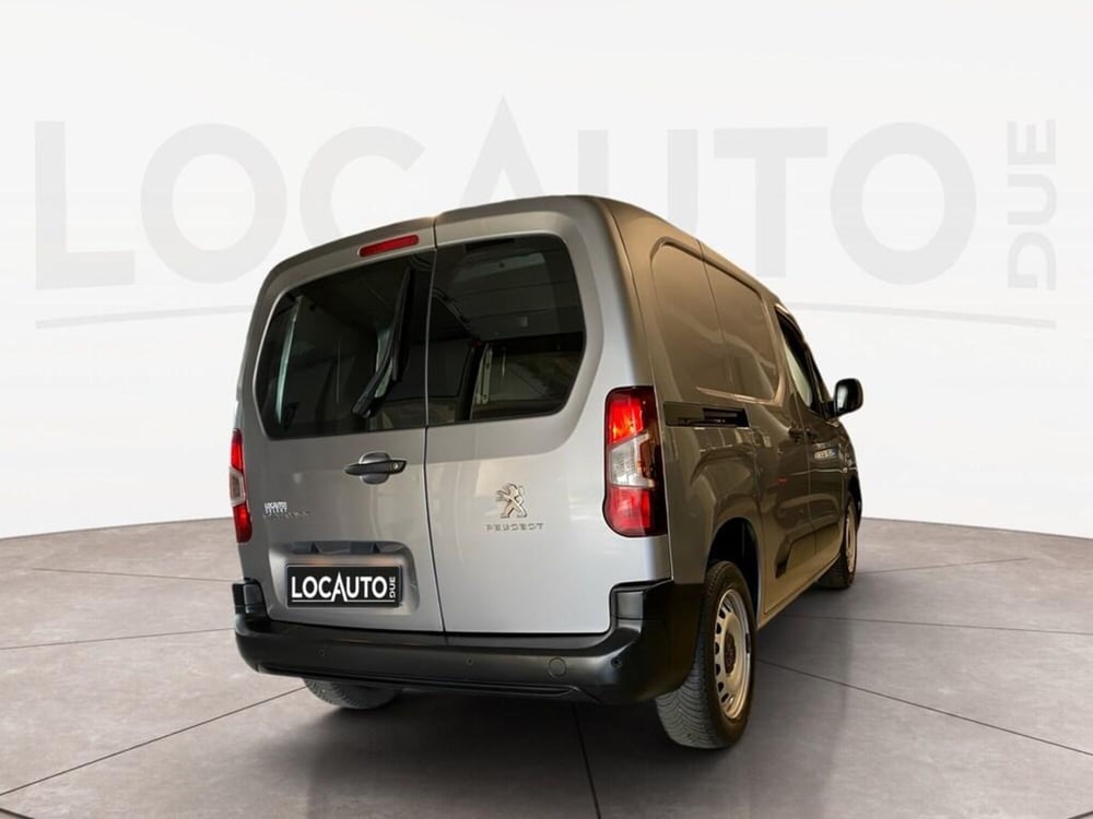 Peugeot Partner Furgone usata a Torino (4)