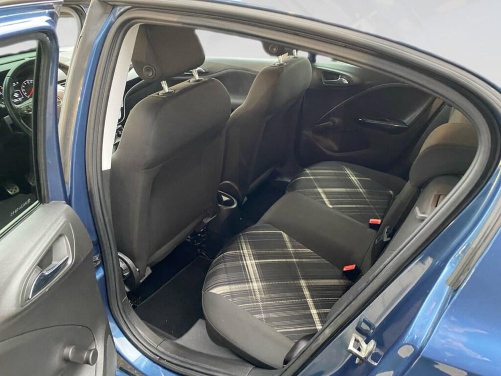 Opel Corsa usata a Torino (7)