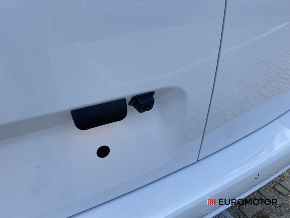 Citroen Berlingo Furgone nuova a Bari (14)