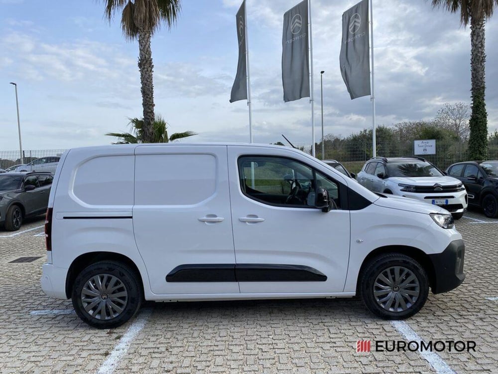 Citroen Berlingo Furgone nuova a Bari (5)