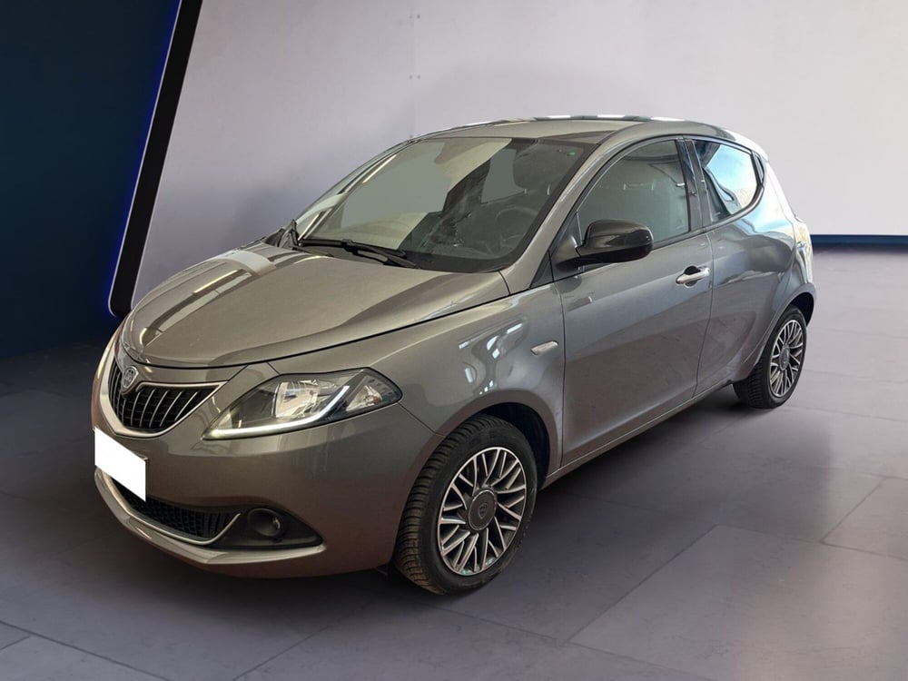 Lancia Ypsilon usata a Torino (2)