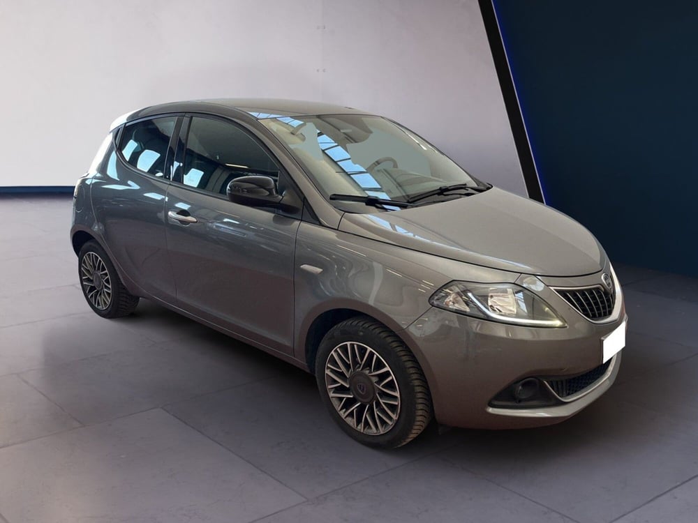 Lancia Ypsilon usata a Torino (3)