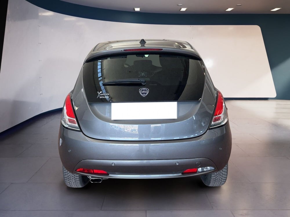 Lancia Ypsilon usata a Torino (5)