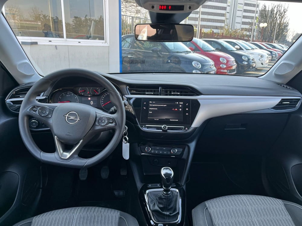 Opel Corsa usata a Milano (15)