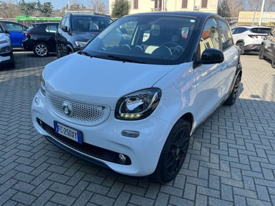 smart forfour forfour 70 1.0 twinamic Passion  del 2016 usata a Milano