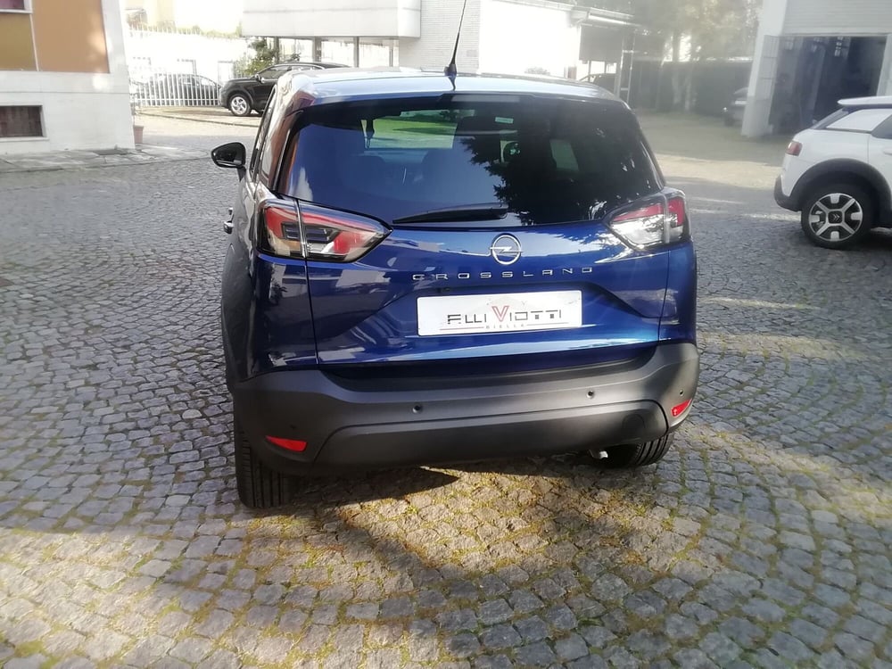 Opel Crossland nuova a Biella (4)