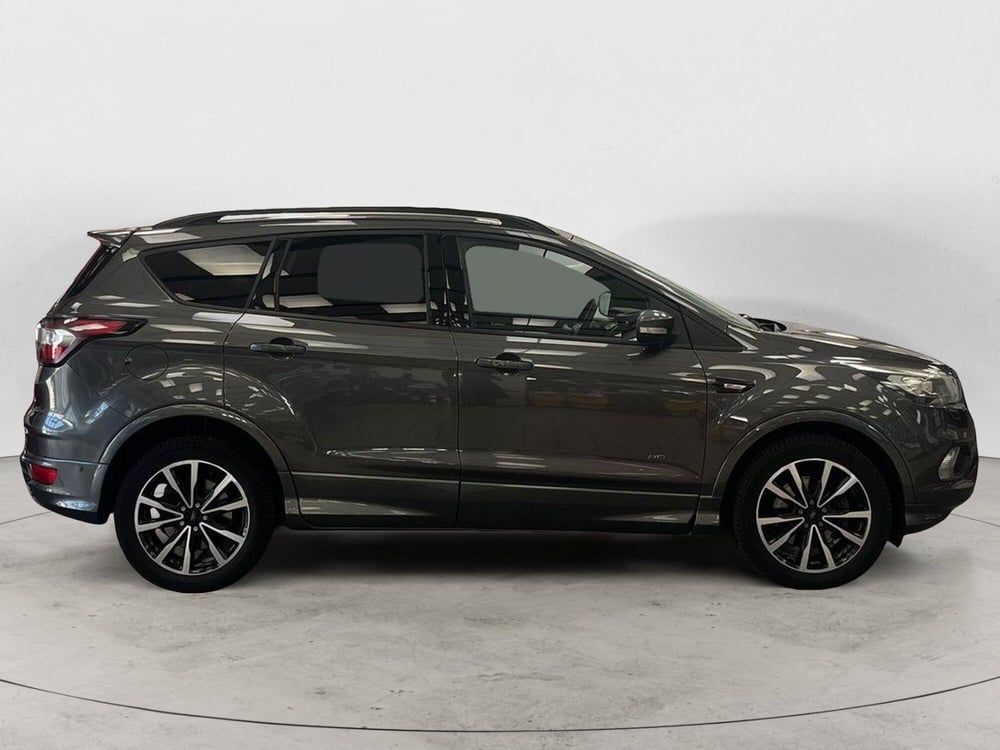 Ford Kuga usata a Roma (5)