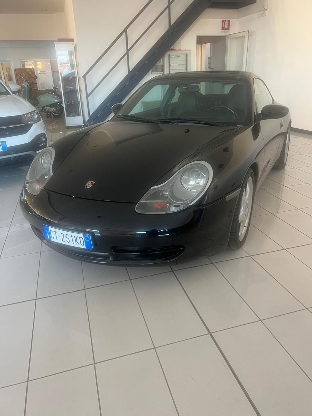 Porsche 911 Coupé usata a Milano (2)