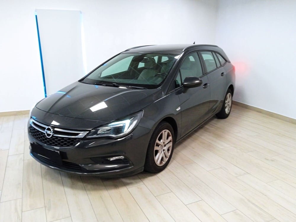 Opel Astra Station Wagon usata a Torino (3)