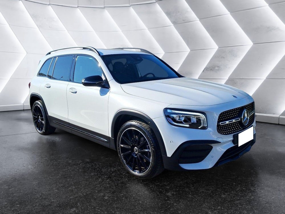 Mercedes-Benz GLB usata a Salerno (8)