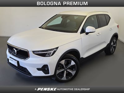 Volvo XC40 T2 automatico Core del 2024 usata a Casalecchio di Reno