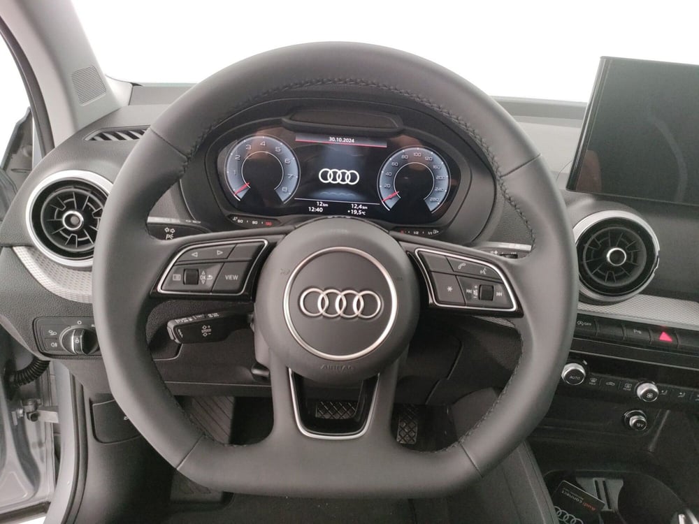 Audi Q2 nuova a Caserta (13)