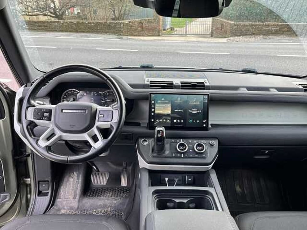 Land Rover Defender usata a Roma (12)