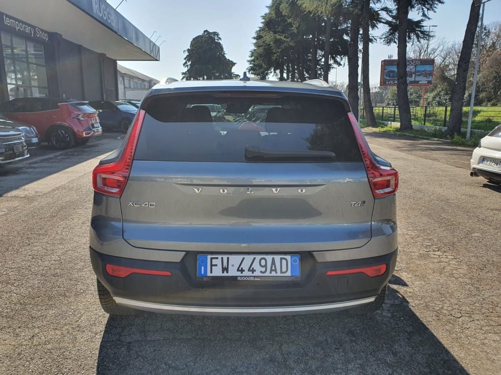 Volvo XC40 usata a Rimini (6)