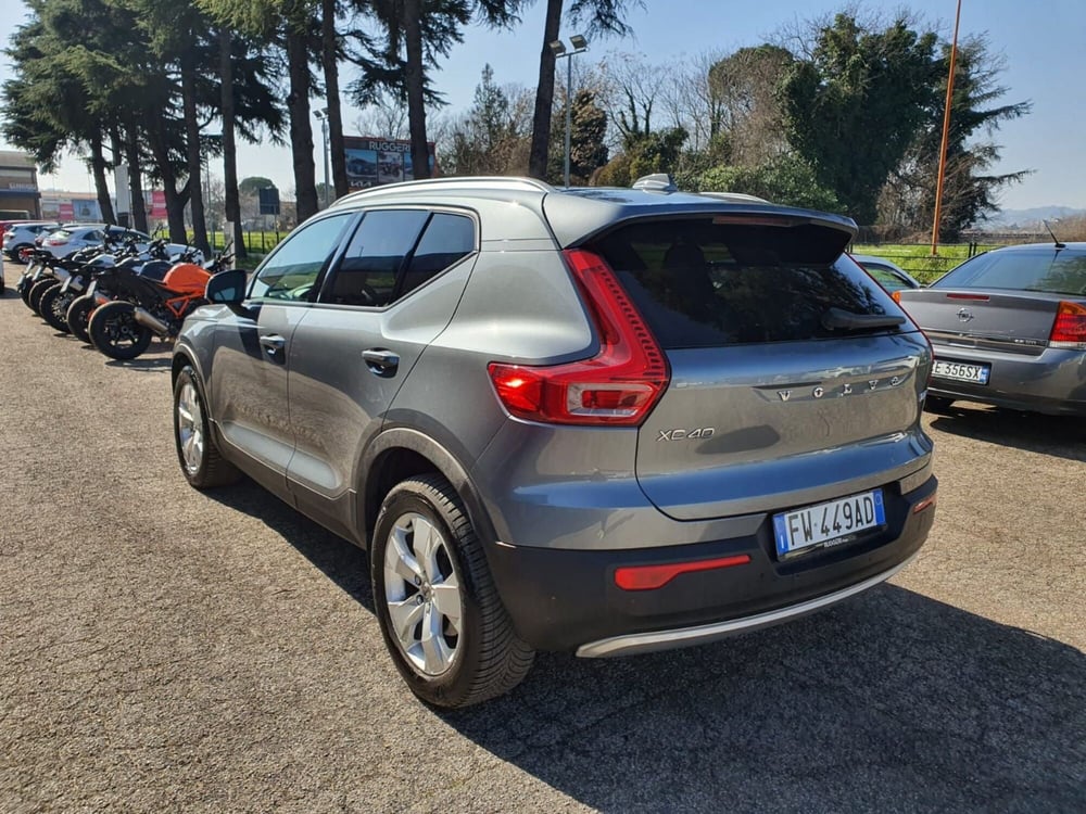 Volvo XC40 usata a Rimini (7)