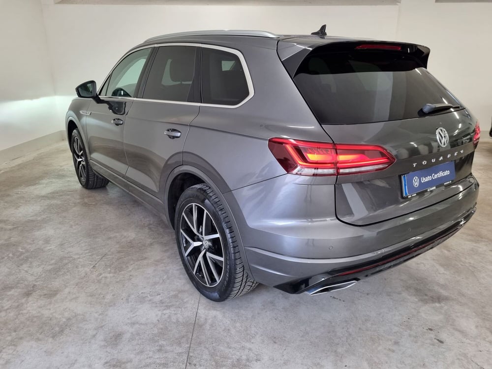 Volkswagen Touareg usata a L'Aquila (4)