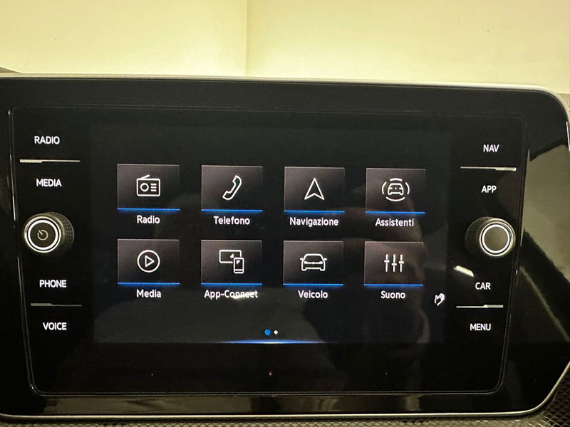 Volkswagen T-Cross nuova a L'Aquila (12)