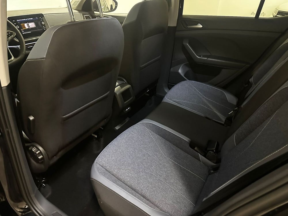 Volkswagen T-Cross nuova a L'Aquila (18)