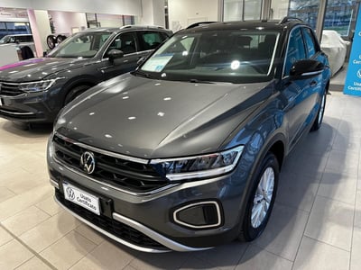 Volkswagen T-Roc 2.0 tdi Life 150cv dsg del 2023 usata a Avezzano