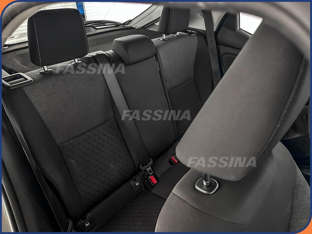 Toyota Yaris usata a Milano (12)